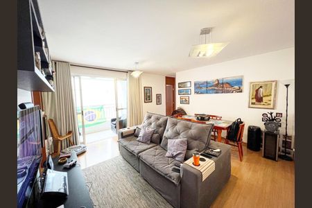 Apartamento à venda com 3 quartos, 98m² em Buritis, Belo Horizonte