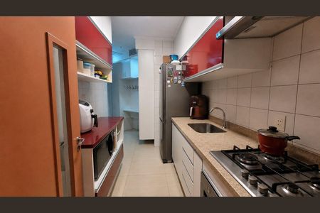 Apartamento à venda com 70m², 3 quartos e 1 vaga