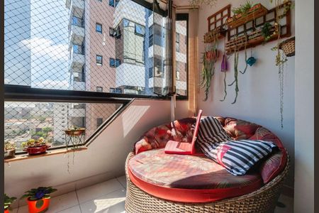 Apartamento à venda com 160m², 4 quartos e 2 vagas