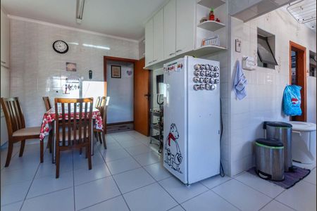 Apartamento à venda com 160m², 4 quartos e 2 vagas