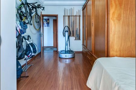 Apartamento à venda com 160m², 4 quartos e 2 vagas