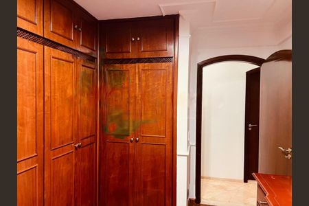 Apartamento à venda com 260m², 3 quartos e 3 vagas