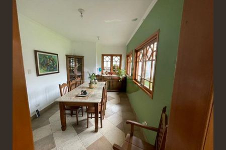 Casa à venda com 4 quartos, 457m² em Socorro, São Paulo