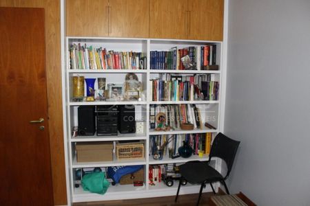 Casa à venda com 3 quartos, 226m² em Parque Colonial, São Paulo