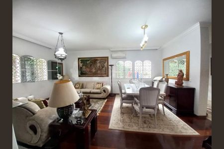 Casa à venda com 4 quartos, 400m² em Jardim Prudência, São Paulo