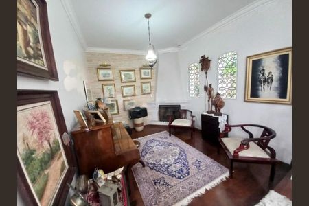 Casa à venda com 4 quartos, 400m² em Jardim Prudência, São Paulo