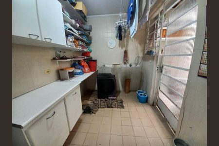 Casa à venda com 4 quartos, 400m² em Jardim Prudência, São Paulo