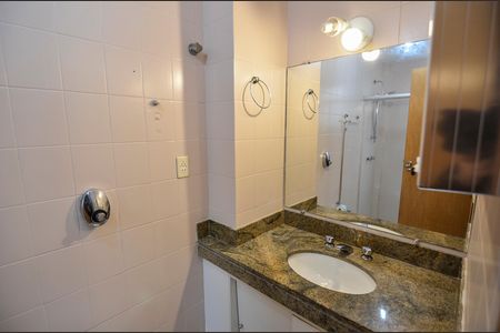 Apartamento para alugar com 100m², 3 quartos e 2 vagas Apartamento para alugar com 100m², 3 quartos e 2 vagasBanheiro da Suíte