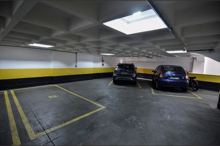 Apartamento para alugar com 100m², 3 quartos e 2 vagas Apartamento para alugar com 100m², 3 quartos e 2 vagasGaragem