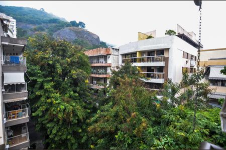 Apartamento para alugar com 100m², 3 quartos e 2 vagas Apartamento para alugar com 100m², 3 quartos e 2 vagasSala