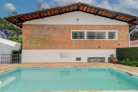 Casa à venda com 3 quartos, 450m² em Socorro, São Paulo
