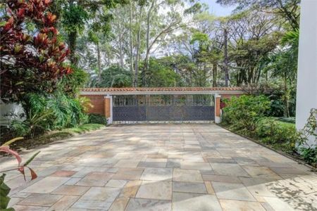 Casa à venda com 3 quartos, 450m² em Socorro, São Paulo