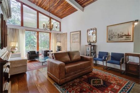 Casa à venda com 3 quartos, 450m² em Socorro, São Paulo