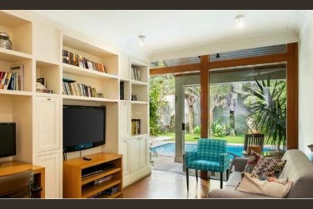 Casa à venda com 3 quartos, 441m² em Jardim Guedala, São Paulo