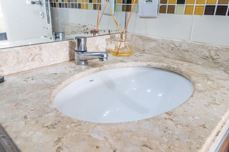 Apartamento para alugar com 74m², 3 quartos e 1 vaga