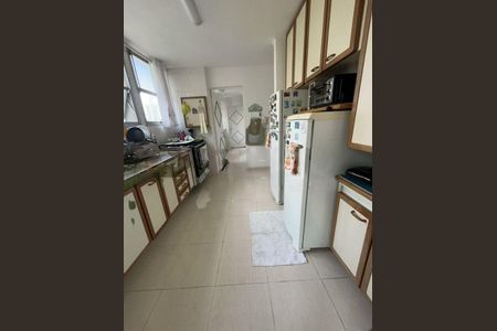 Apartamento à venda com 180m², 4 quartos e 3 vagas