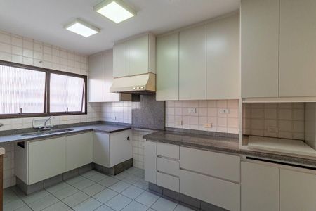 Apartamento à venda com 173m², 3 quartos e 2 vagas