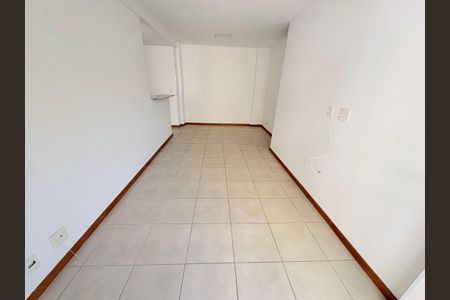 Apartamento à venda com 2 quartos, 65m² em Piratininga, Niterói