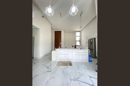 Casa à venda com 4 quartos, 244m² em Bosque dos Eucaliptos, Valinhos