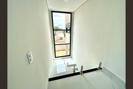 Casa à venda com 4 quartos, 244m² em Bosque dos Eucaliptos, Valinhos