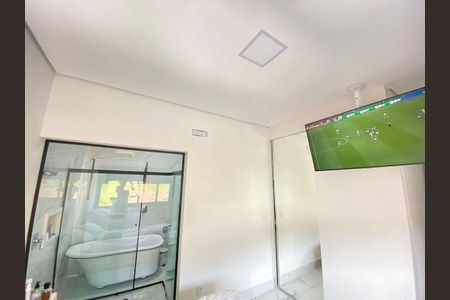 Casa à venda com 4 quartos, 244m² em Bosque dos Eucaliptos, Valinhos