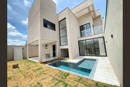 Casa à venda com 4 quartos, 244m² em Bosque dos Eucaliptos, Valinhos
