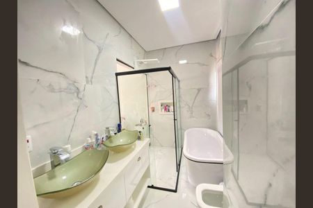Casa à venda com 4 quartos, 244m² em Bosque dos Eucaliptos, Valinhos