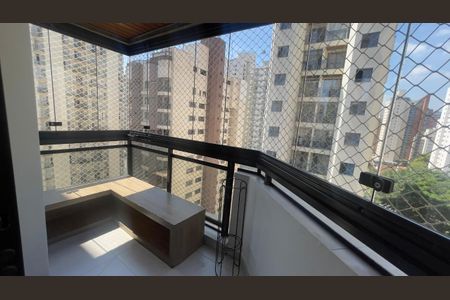Foto 01 de apartamento para alugar com 3 quartos, 106m² em Indianópolis, São Paulo