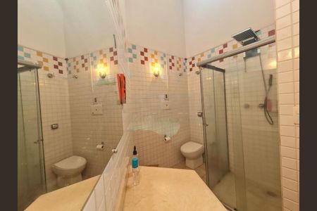 Casa à venda com 199m², 4 quartos e 3 vagas