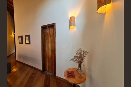 Casa à venda com 199m², 4 quartos e 3 vagas