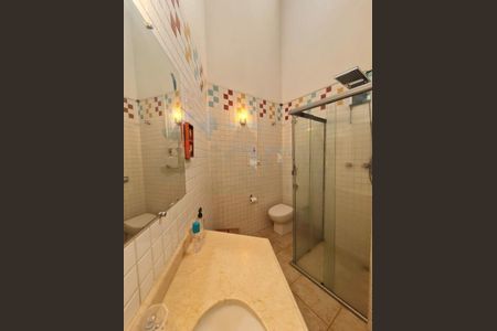 Casa à venda com 199m², 4 quartos e 3 vagas