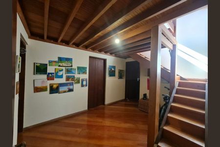Casa à venda com 199m², 4 quartos e 3 vagas