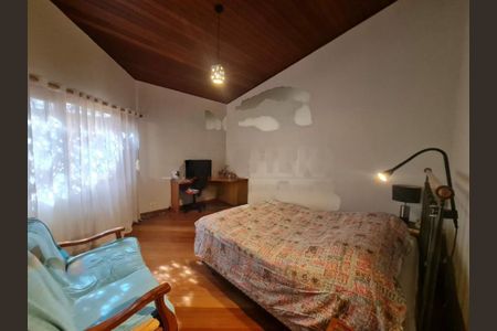 Casa à venda com 4 quartos, 199m² em Chácara Meyer, São Paulo