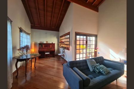 Casa à venda com 4 quartos, 199m² em Chácara Meyer, São Paulo