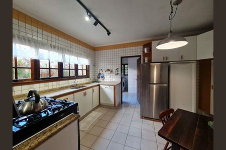 Casa à venda com 199m², 4 quartos e 3 vagas