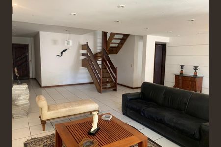 Apartamento à venda com 6 quartos, 260m² em Barra da Tijuca, Rio de Janeiro