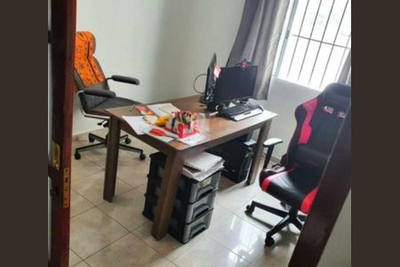 Casa de Condomínio à venda com 3 quartos, 241m² em Jardim Dracena, São Paulo