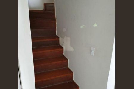 Casa de condomínio à venda com 241m², 3 quartos e 2 vagas