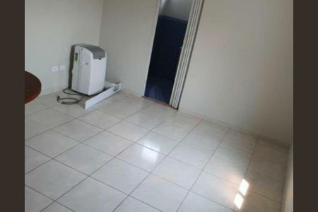Casa de Condomínio à venda com 3 quartos, 241m² em Jardim Dracena, São Paulo