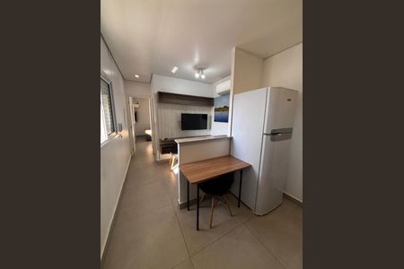 Foto 01 de kitnet/studio para alugar com 1 quarto, 30m² em Jardim da Gloria, São Paulo