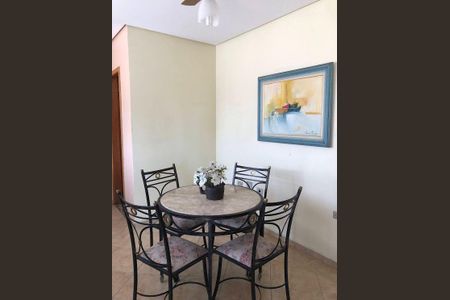 Apartamento à venda com 185m², 4 quartos e 3 vagas