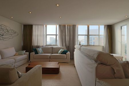 Foto 02 de apartamento para alugar com 3 quartos, 180m² em Itaim Bibi, São Paulo