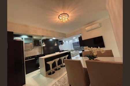 Apartamento à venda com 58m², 2 quartos e 1 vagaFoto 24