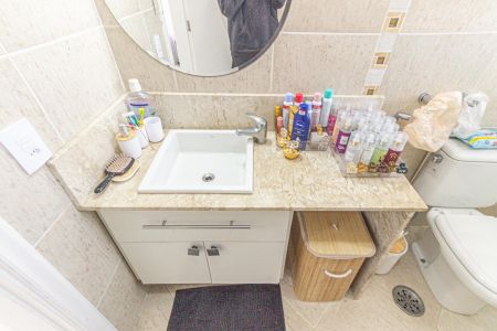 Apartamento à venda com 135m², 3 quartos e 2 vagas Apartamento à venda com 135m², 3 quartos e 2 vagasBanheiro da Suíte 3