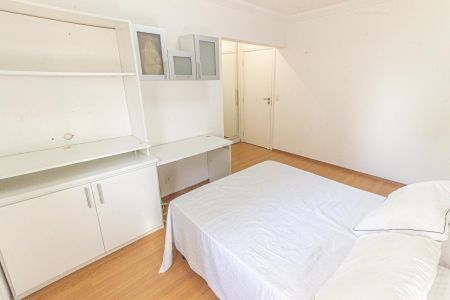 Apartamento à venda com 135m², 3 quartos e 2 vagas Apartamento à venda com 135m², 3 quartos e 2 vagasSuíte 2