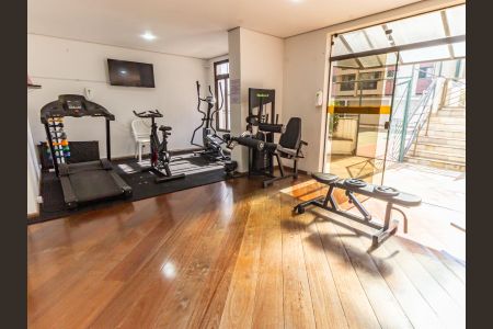 Apartamento à venda com 135m², 3 quartos e 2 vagas Apartamento à venda com 135m², 3 quartos e 2 vagasÁrea comum - Academia