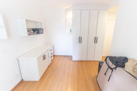 Apartamento à venda com 135m², 3 quartos e 2 vagas Apartamento à venda com 135m², 3 quartos e 2 vagasSuíte 1