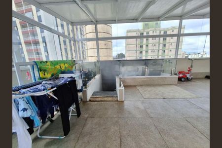 Apartamento à venda com 184m², 2 quartos e 1 vaga