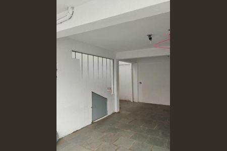 Casa à venda com 3 quartos, 266m² em Vila Sao Paulo, São Paulo