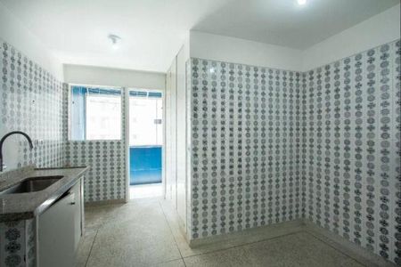 Apartamento à venda com 77m², 2 quartos e 1 vaga